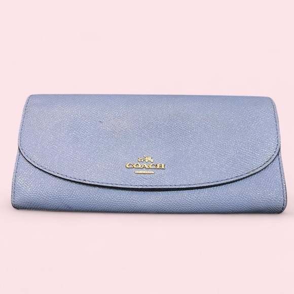 Coach - Picture 7 of 13